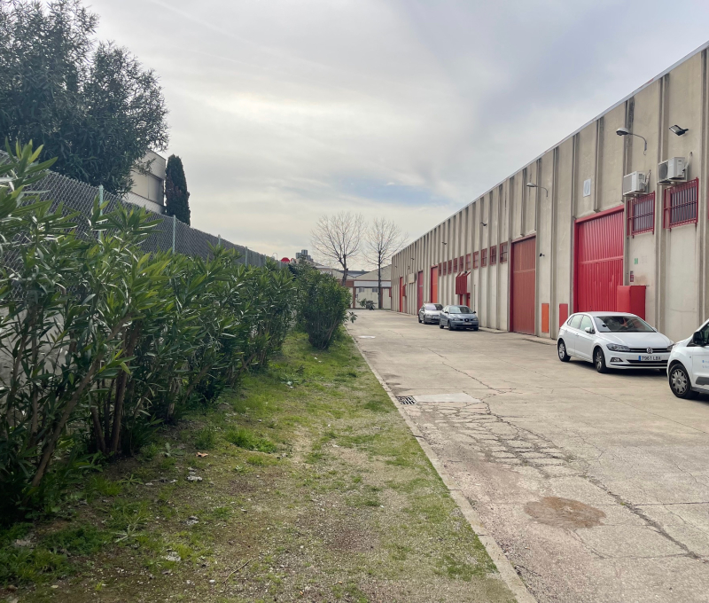 Lidera Real Estate - Lidera Real Estate asesora la operación de venta de un activo industrial de 800 m² en Parets del Vallés