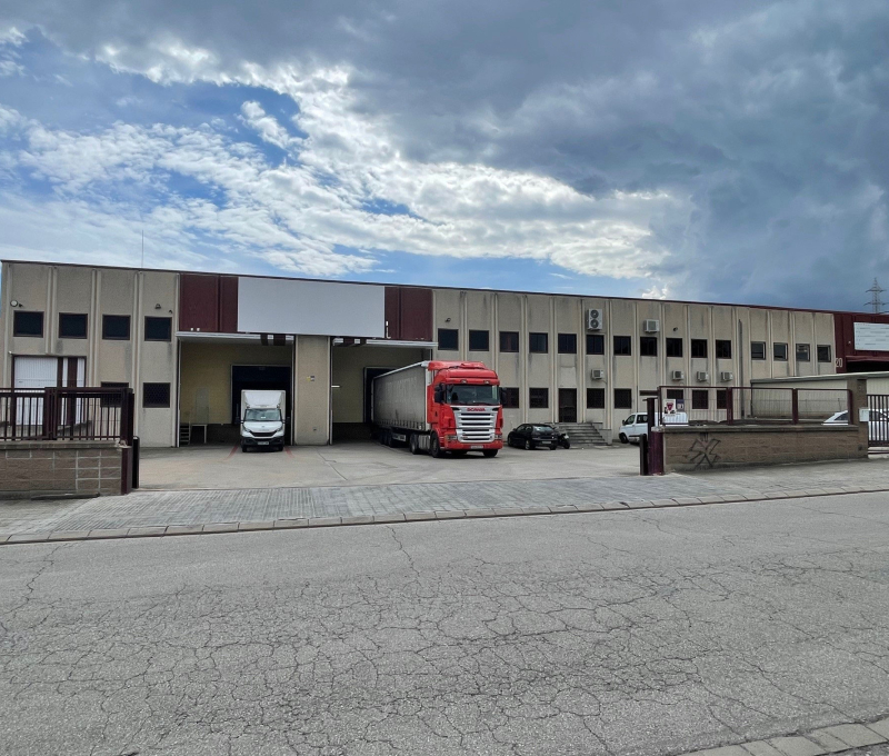 Lidera Real Estate - Lidera Real Estate comercializa en exclusiva la venta de una nave industrial-logística de 7.121 m² en Cerdanyola del Vallés (Barcelona)