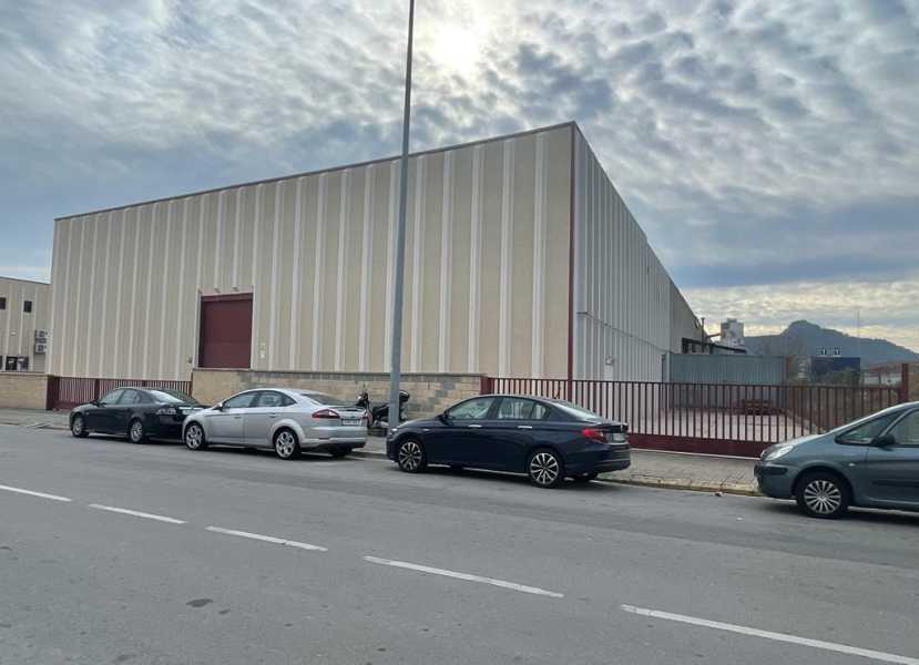 Nave industrial en alquiler en Montcada i Reixac