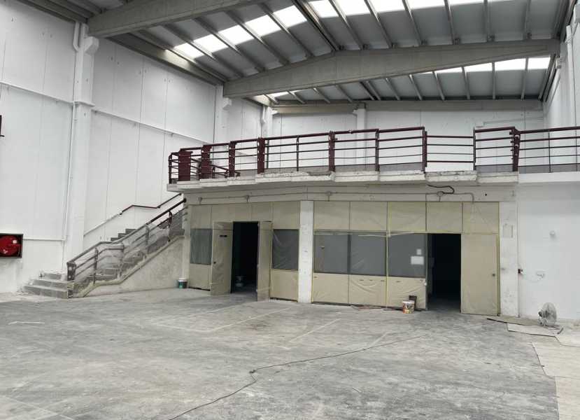 Nave industrial en alquiler en Montcada i Reixac