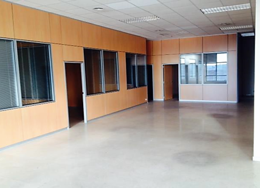 Nave industrial en alquiler en Cornellà de Llobregat