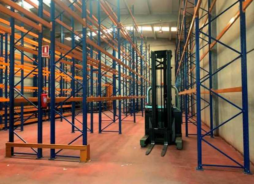 Nave industrial en alquiler en Sant Joan Despí
