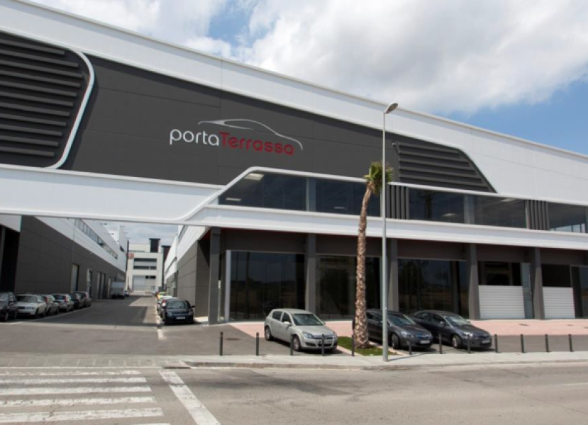 Nave industrial y comercial en venta y alquiler en Terrassa