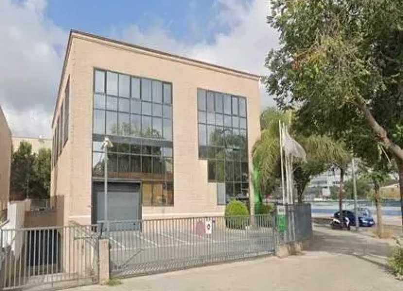 Nave industrial en alquiler en L'Hospitalet de Llobregat