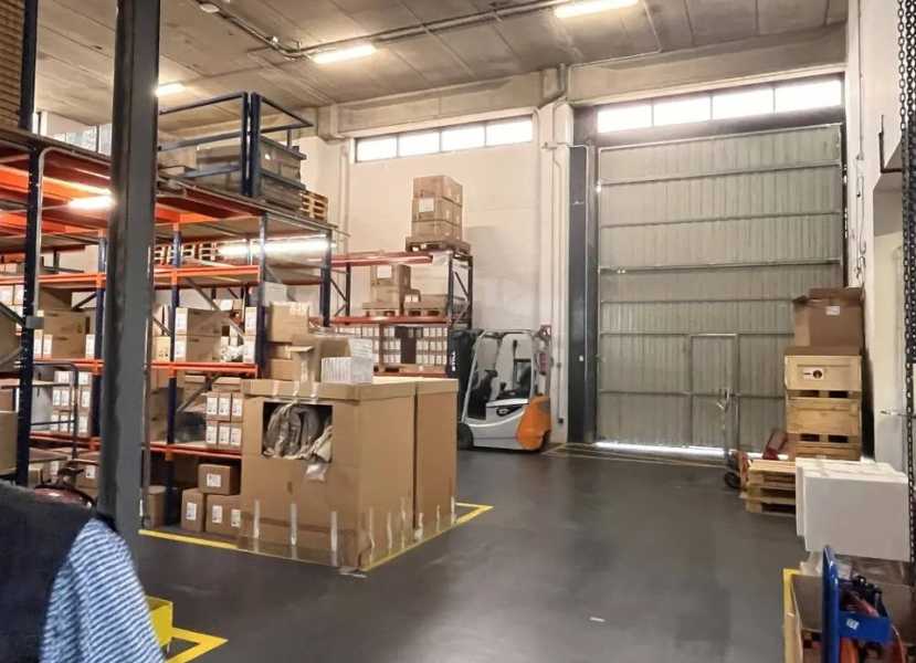 Nave industrial en alquiler en L'Hospitalet de Llobregat