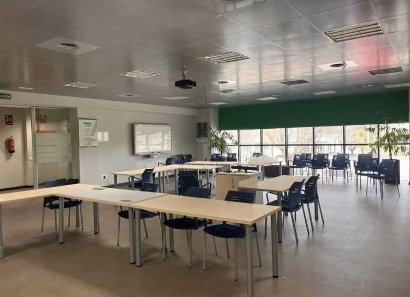 Nave industrial en alquiler en L'Hospitalet de Llobregat