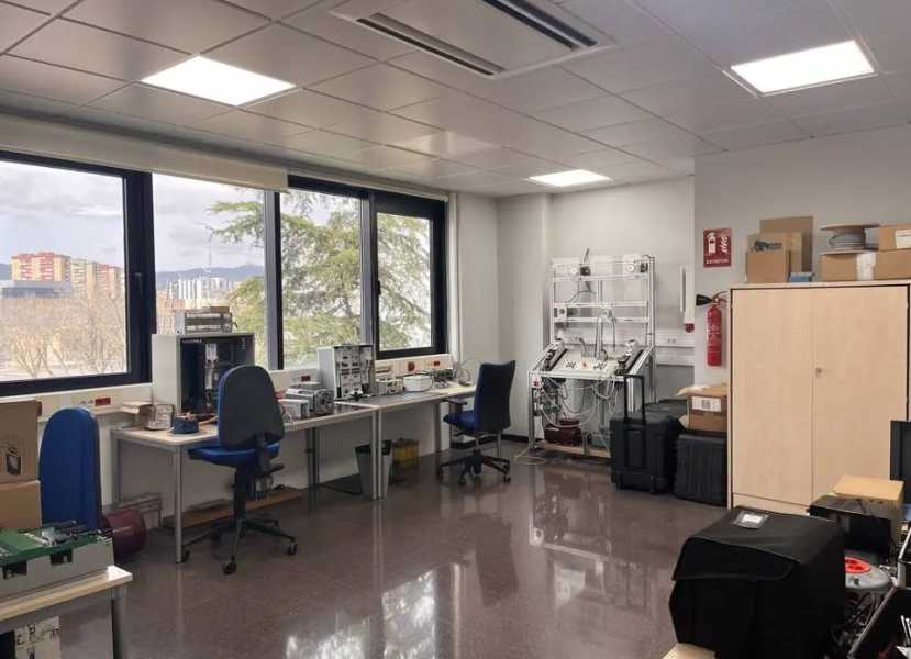 Nave industrial en alquiler en L'Hospitalet de Llobregat