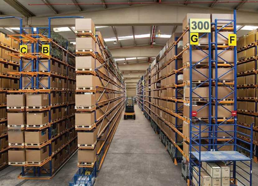 Nave logística en alquiler en Bráfim