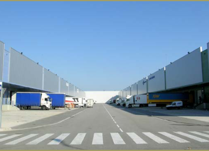 Nave industrial en alquiler en Zona Franca