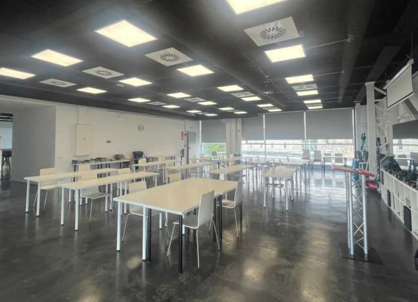 Nave logística en alquiler en Gavà