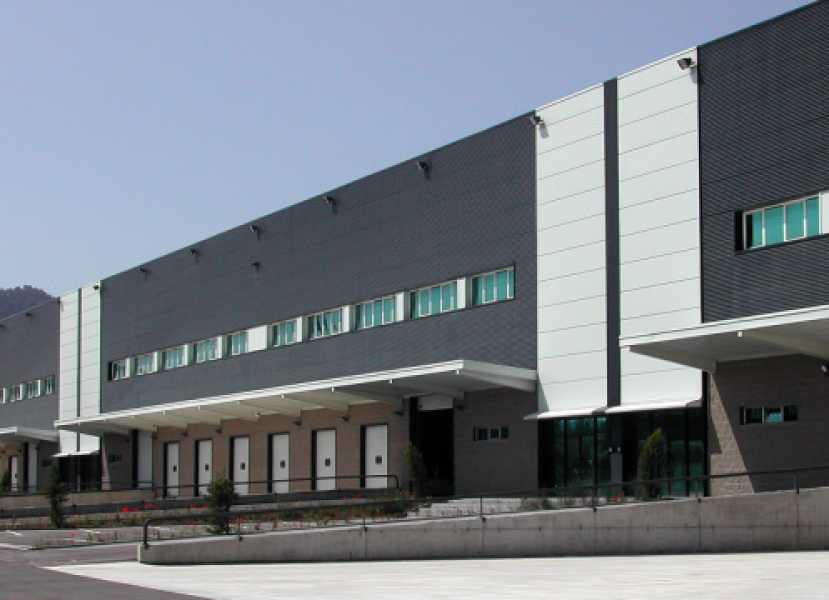 Nave logística en alquiler en Girona