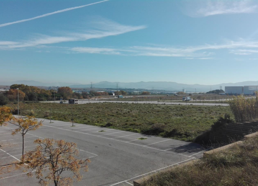 Solar industrial en venta en Polinyà