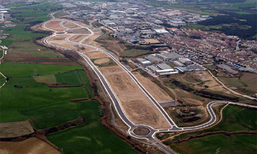 Solar industrial en venta en Polinyà