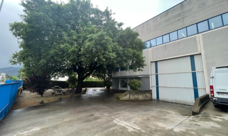 Nave industrial-logística en alquiler en La Llagosta