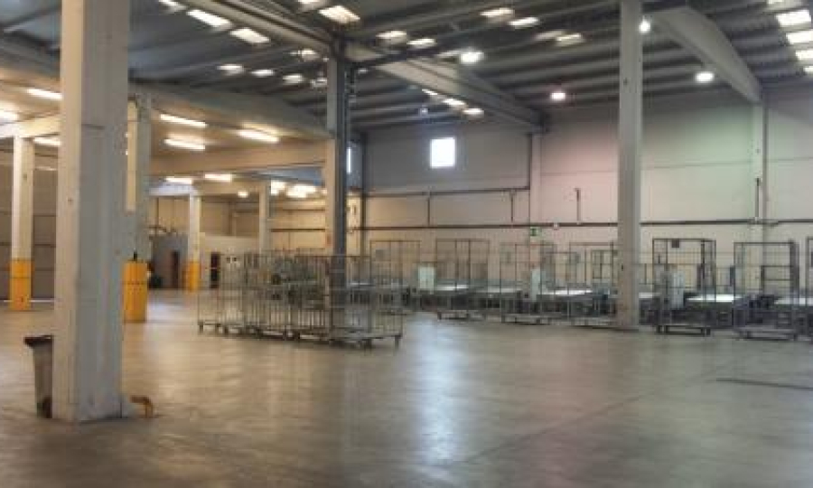 Nave industrial en alquiler en Can Salvatella