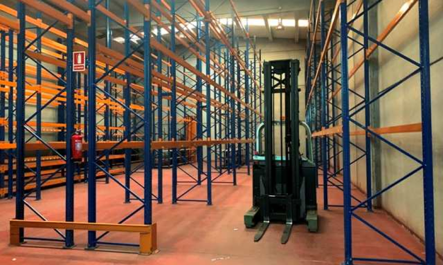 Nave industrial en alquiler en Sant Joan Despí